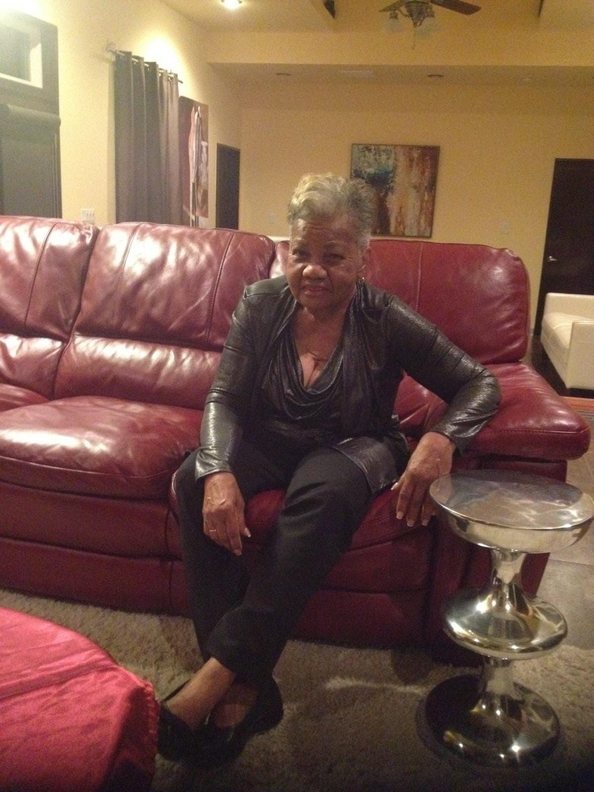 Obituario de Gladys Julia Llanos Figueroa