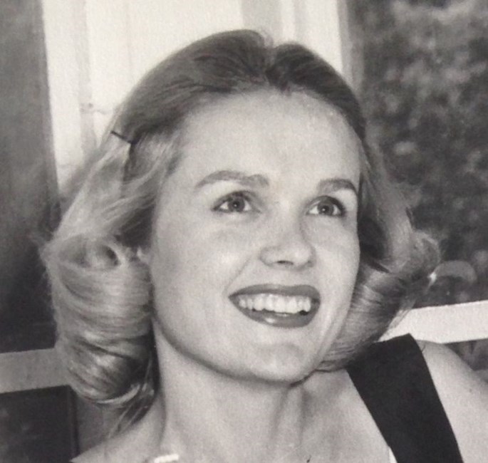 Obituary of Mary Susan Muelhaupt Overbey