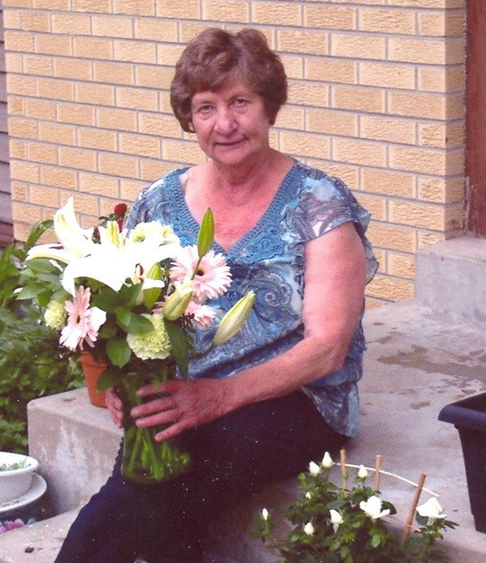 Obituary of Elaine J. Gunderson Moulton