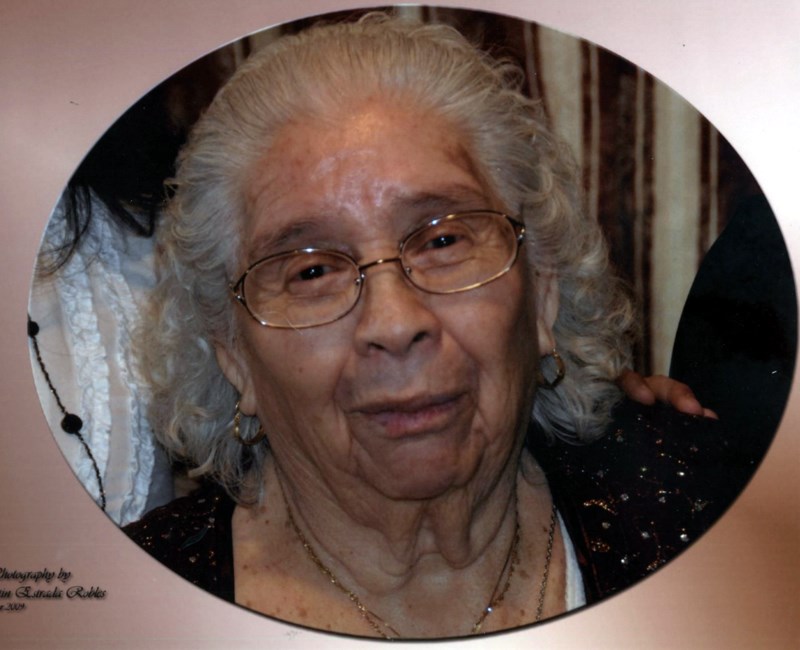 Obituary of Maria R. Lopez