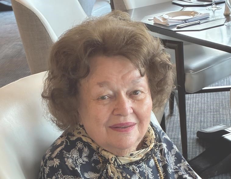 Obituary of Mary Evelyn Dean