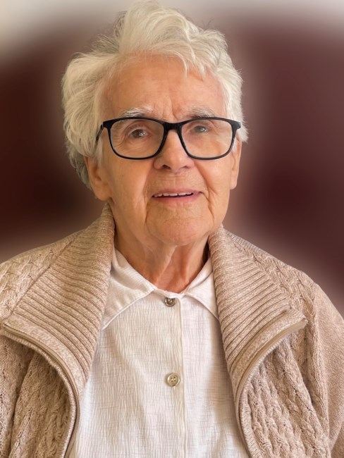 Avis de décès de Pierrette Houde (née St-Hilaire)