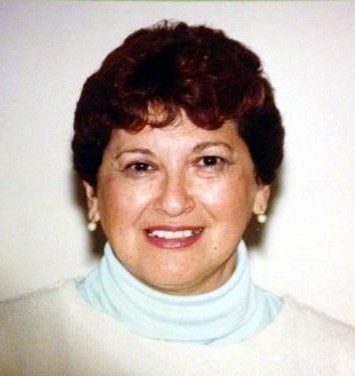 Obituario de Yolanda Elia Macias