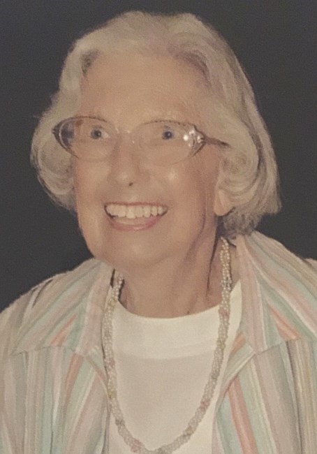 Obituary of Maudine Hampton Russell