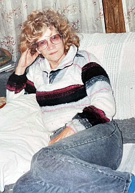 Obituary of Betty "Granny" Jo (Hunt) Crisp