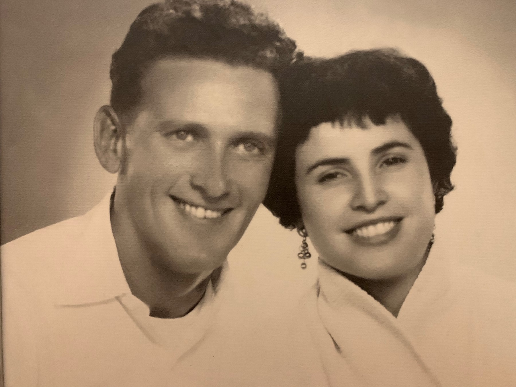 Obituary of Edward J Nesnick