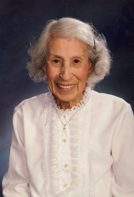 Obituario de Helen E. Medina