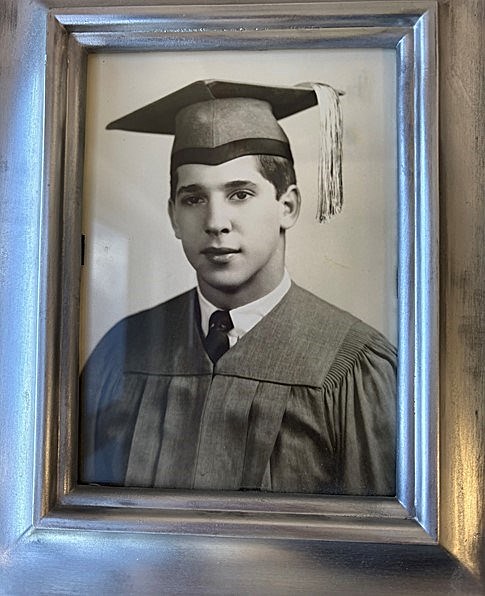 Obituary of David Kallen