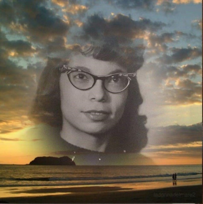 Obituario de Dolores Theresa Sandoval
