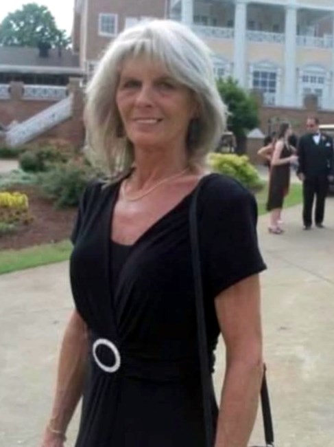 Obituario de Carol Maddox