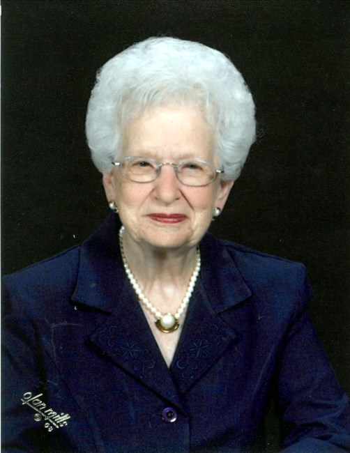 Obituary of Helen E Leavitt