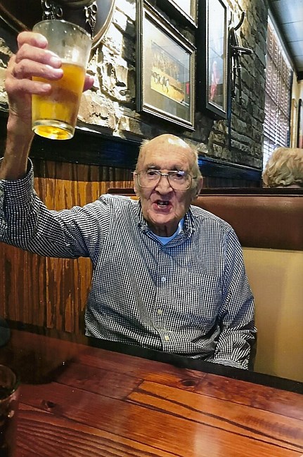 Obituary of Robert "Bob" Carr Johnston