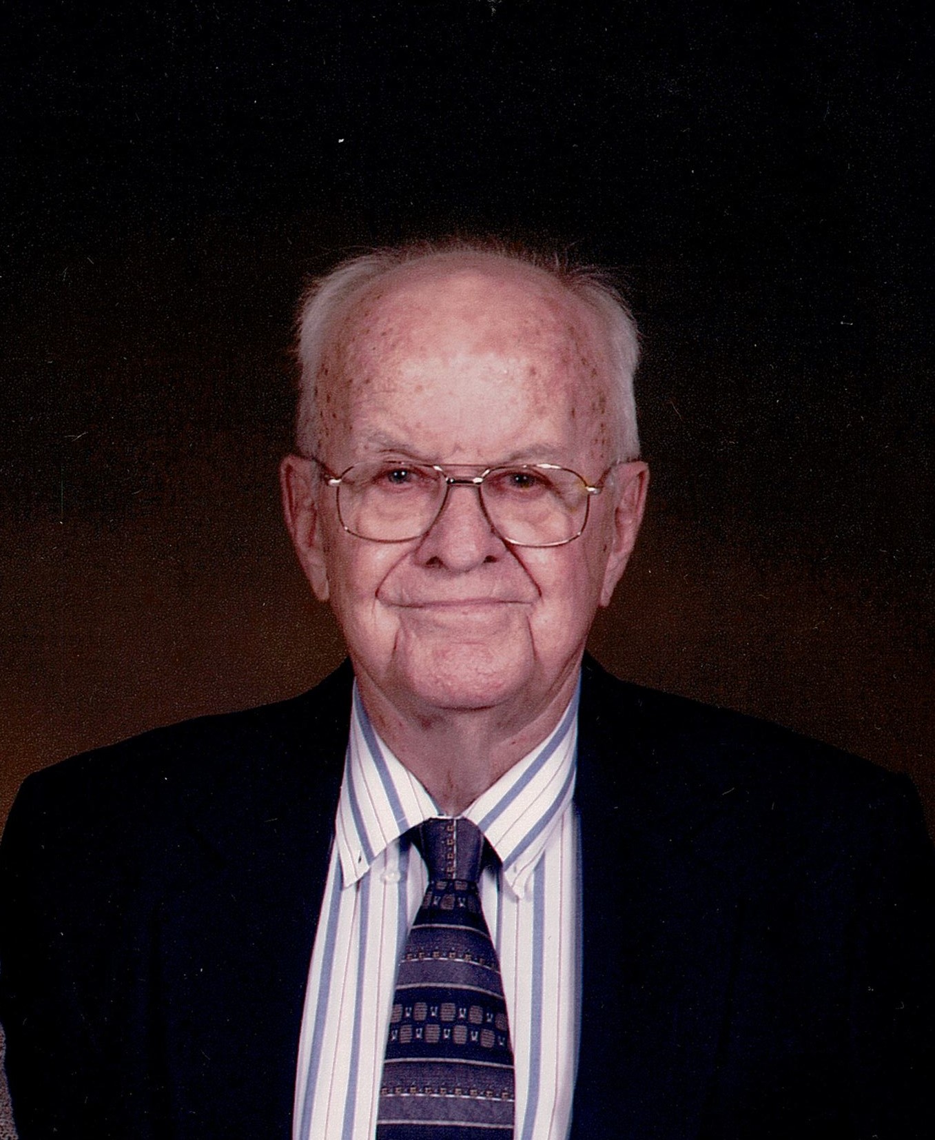 Obituary of Walter Joseph Degravelle Jr.