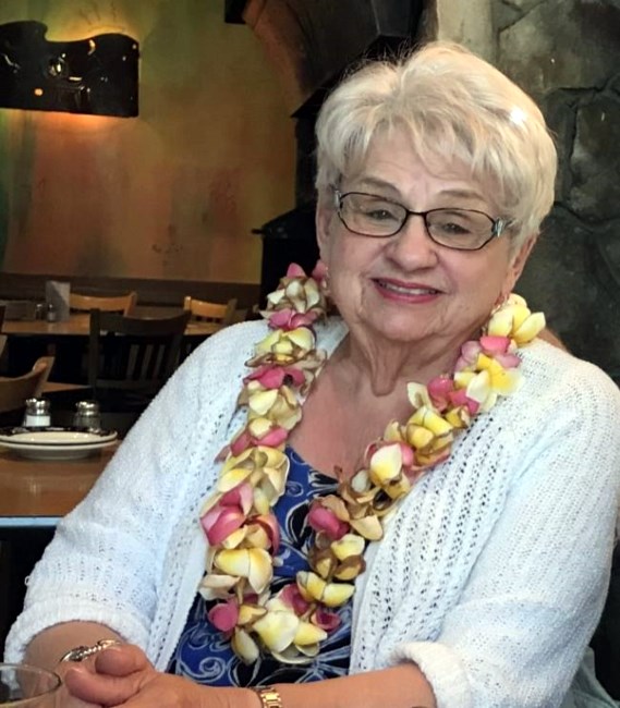 Avis de décès de Marjorie Ellen Ballas