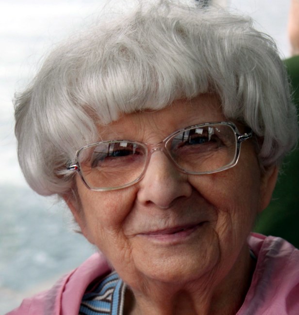 Obituary of Victoria Holmes
