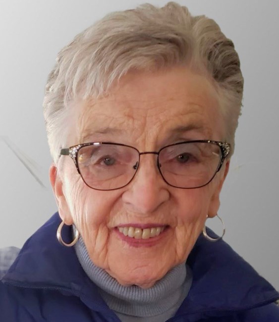 Obituary of Mary Lou Brewis