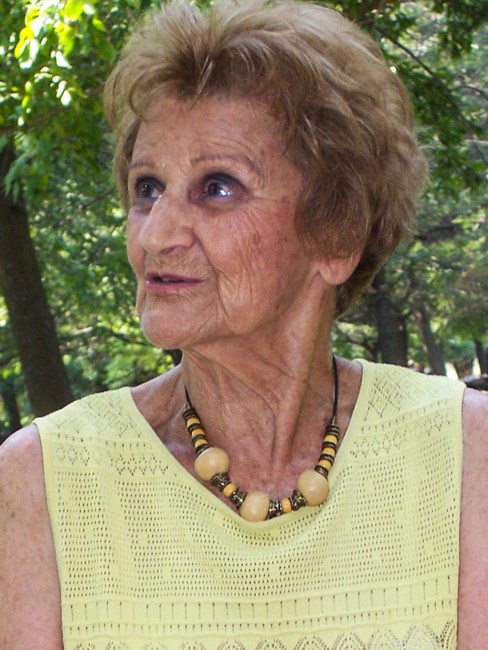 Obituary of Jacqueline Paquette Mayrand