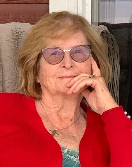 Obituary of Muriel Doris Lavin