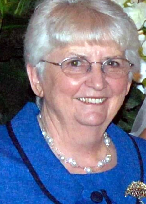 Obituario de Mary Cox Bishop