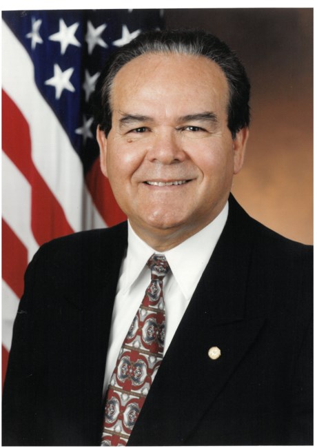 Obituary of Manuel Oliverez