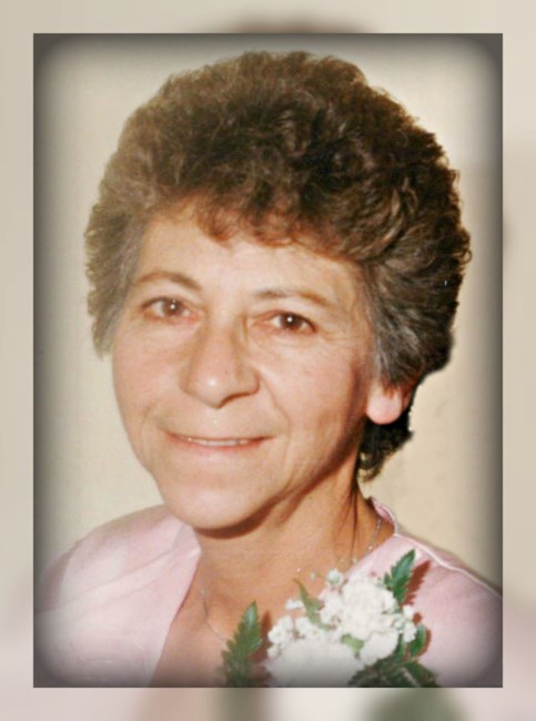 Obituario de June Evlyenlien Nadon