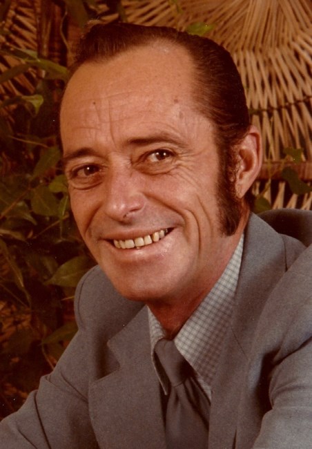 Obituario de Robert "Bob" McKinnon