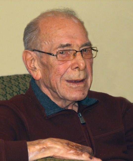 Obituary of Claire MacDonald "Mac" Hunter