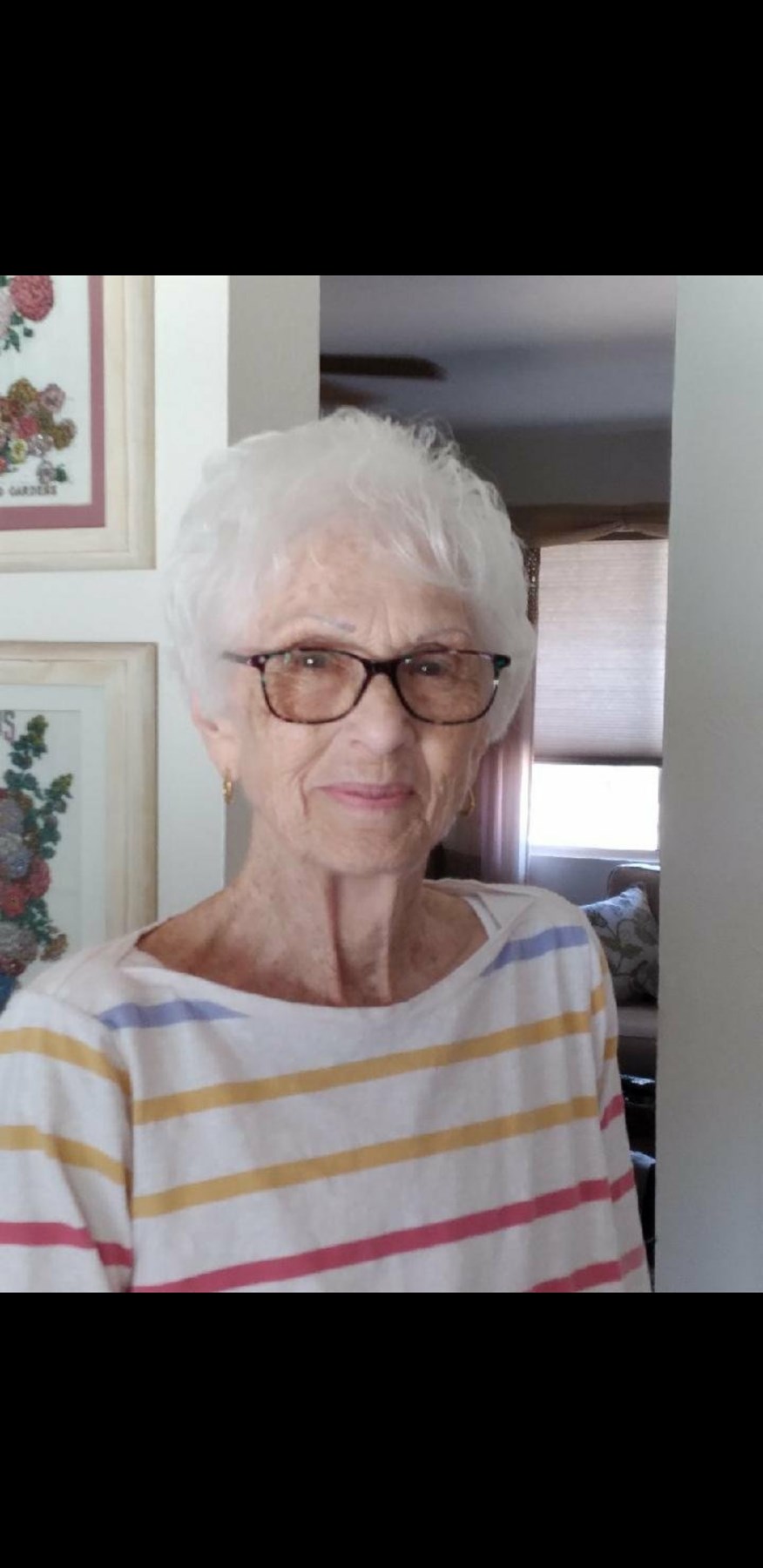 Avis de décès de Dona Evelyn Hair