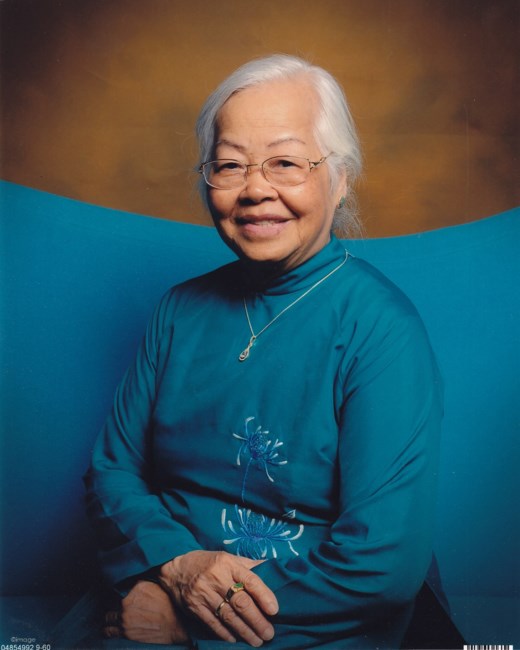 Obituary of Ms. Tuyet Thi Le