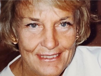 Obituary of Jean Bunks Ashton