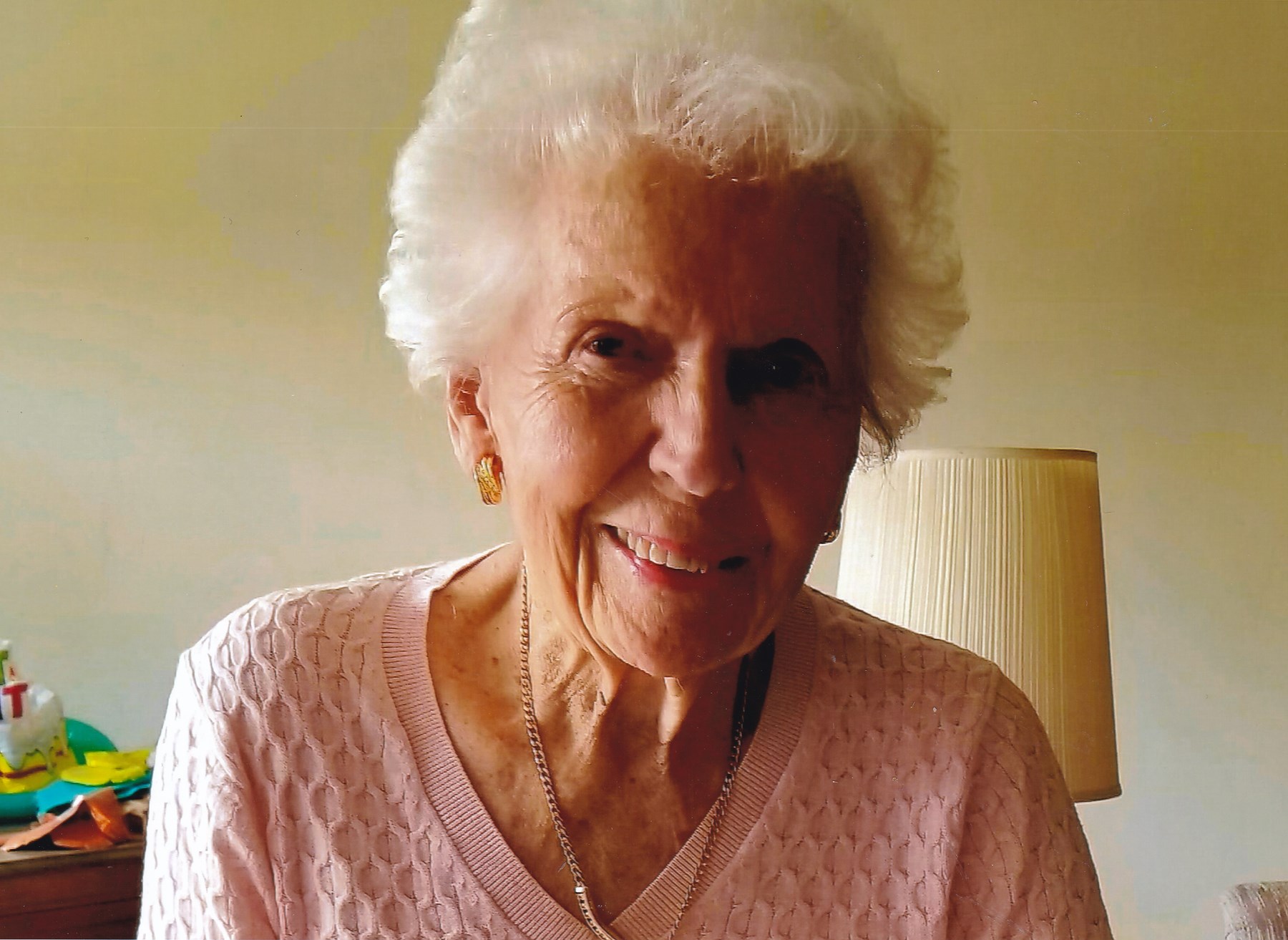 Obituary of Ouida Ruth Johnson-Hake