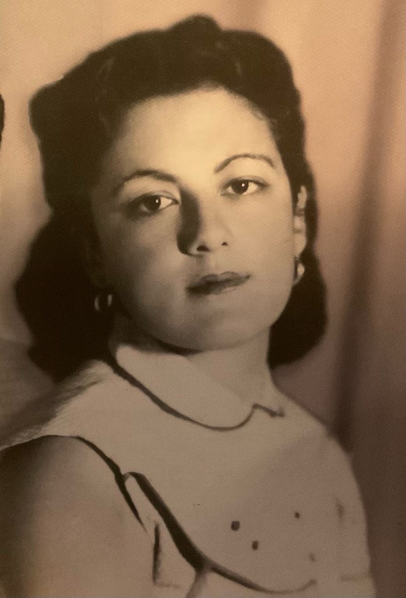 Obituary of Nieves Lopez