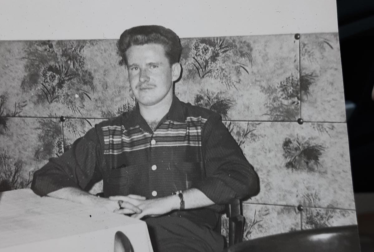 Obituary of Ray Gordon Chumbley