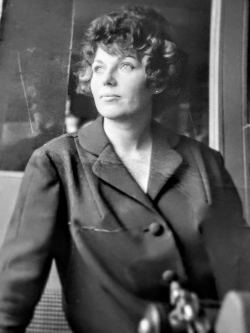 Obituary of Isolde Shinn