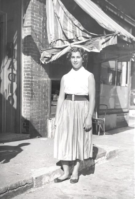 Obituary of Myriam Abbott