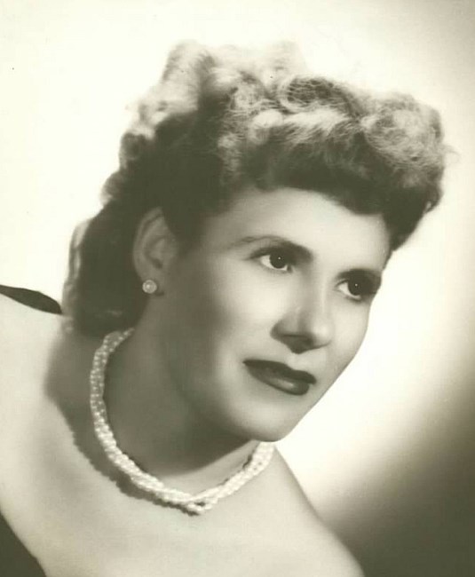 Obituary of Maria G. Pinones