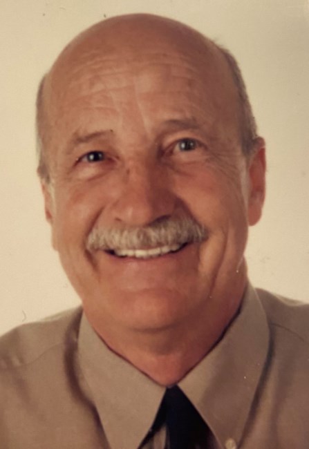 Obituary of Paul "Tom" V Hollingsworth Jr.