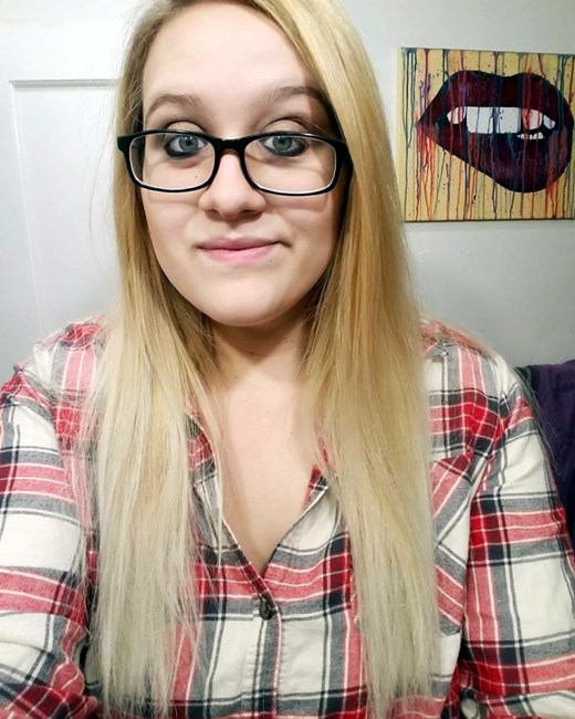 Obituary of Victoria Lynn Wootten and Baby Mae