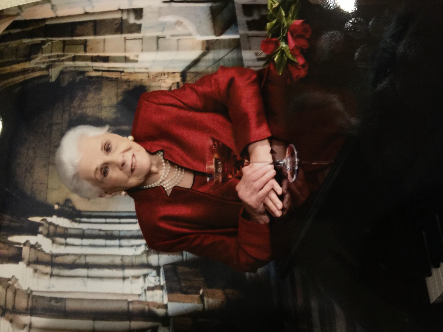 Obituary of Lillian R Compte