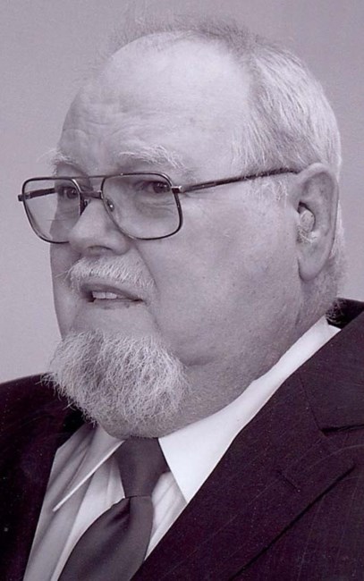 Obituario de Lowell K. Strunk