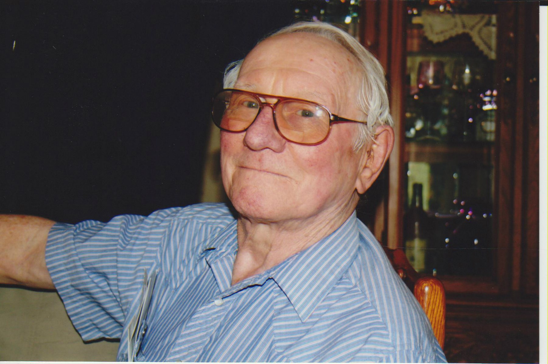 Obituary of Donald Earl Whitman
