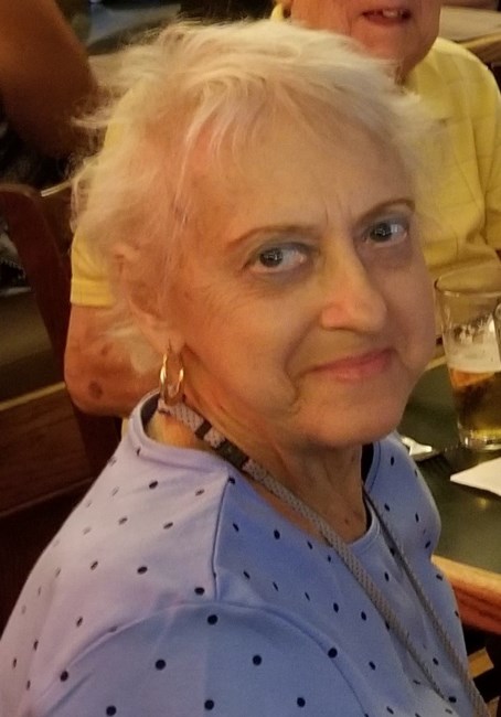 Avis de décès de Lorraine May Krummick