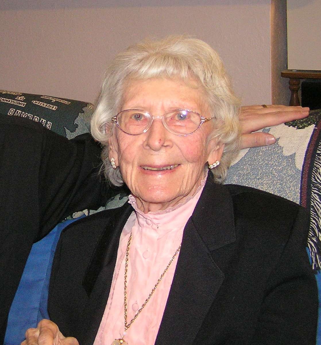 Irene Akins Obituary