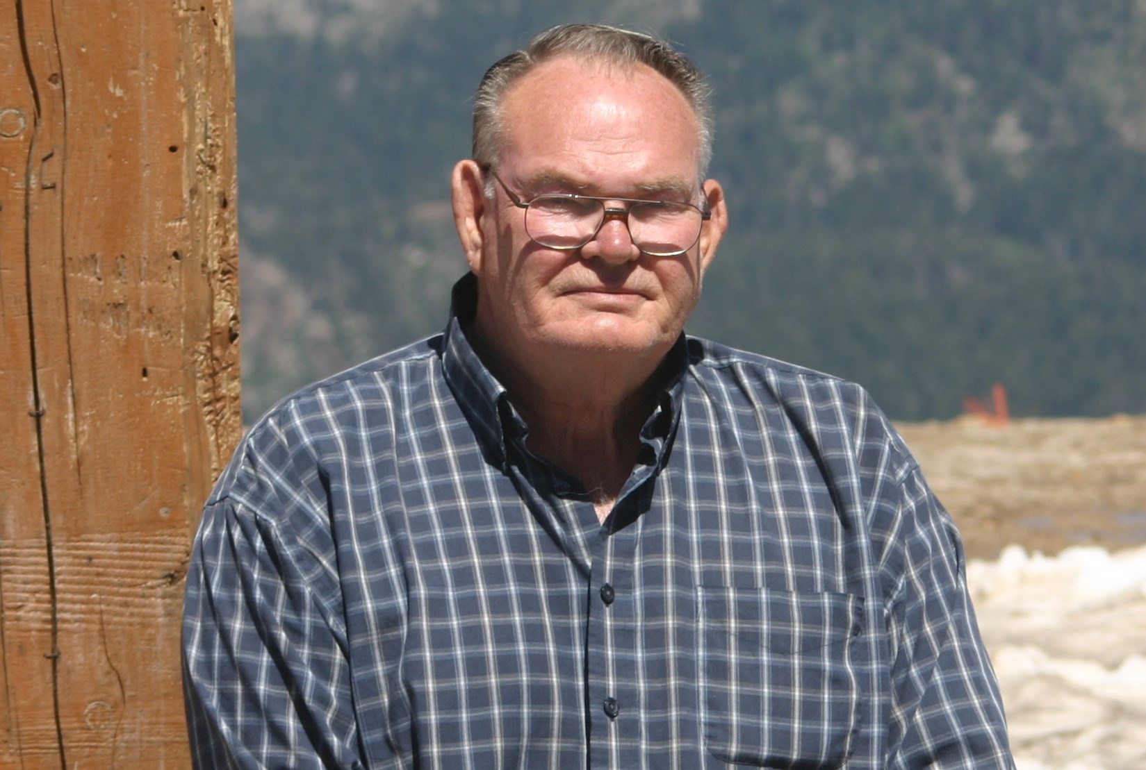 Obituary of Robert J. Strickland