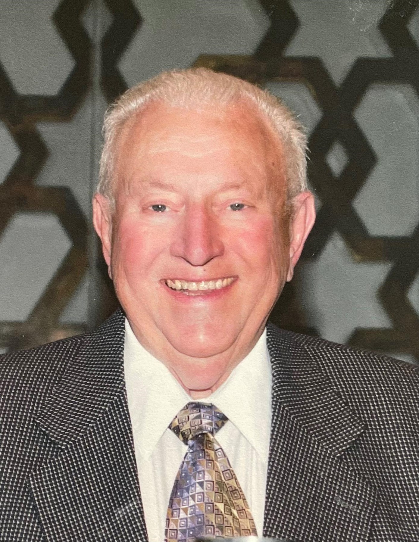 Obituario de Edward Benson