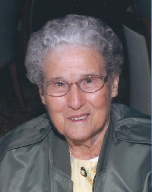 Obituary of Esta Mourine Davis Stewart
