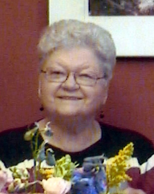 Obituary of Betty Tuttle Weber