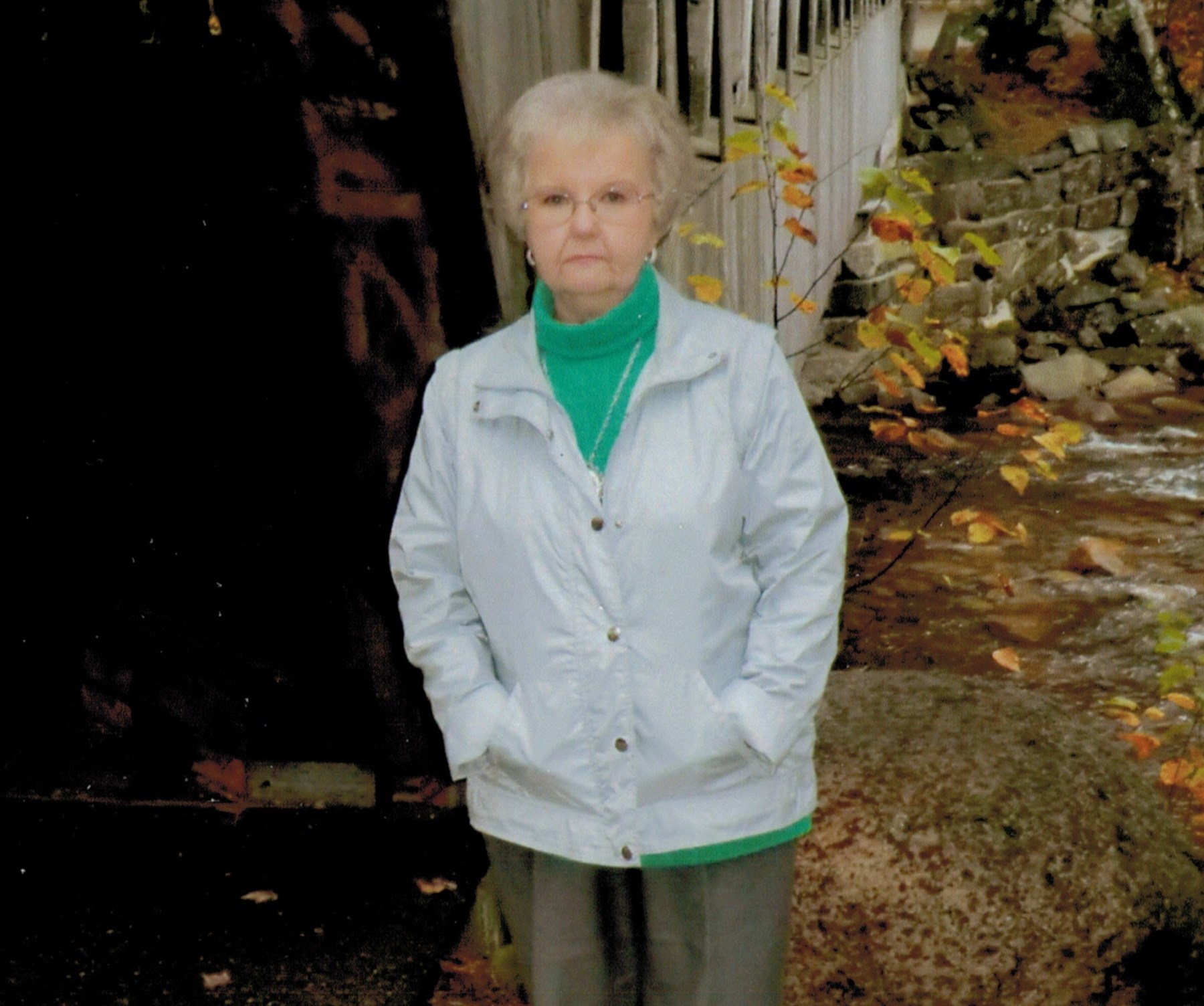 Obituary of Gloria Davis