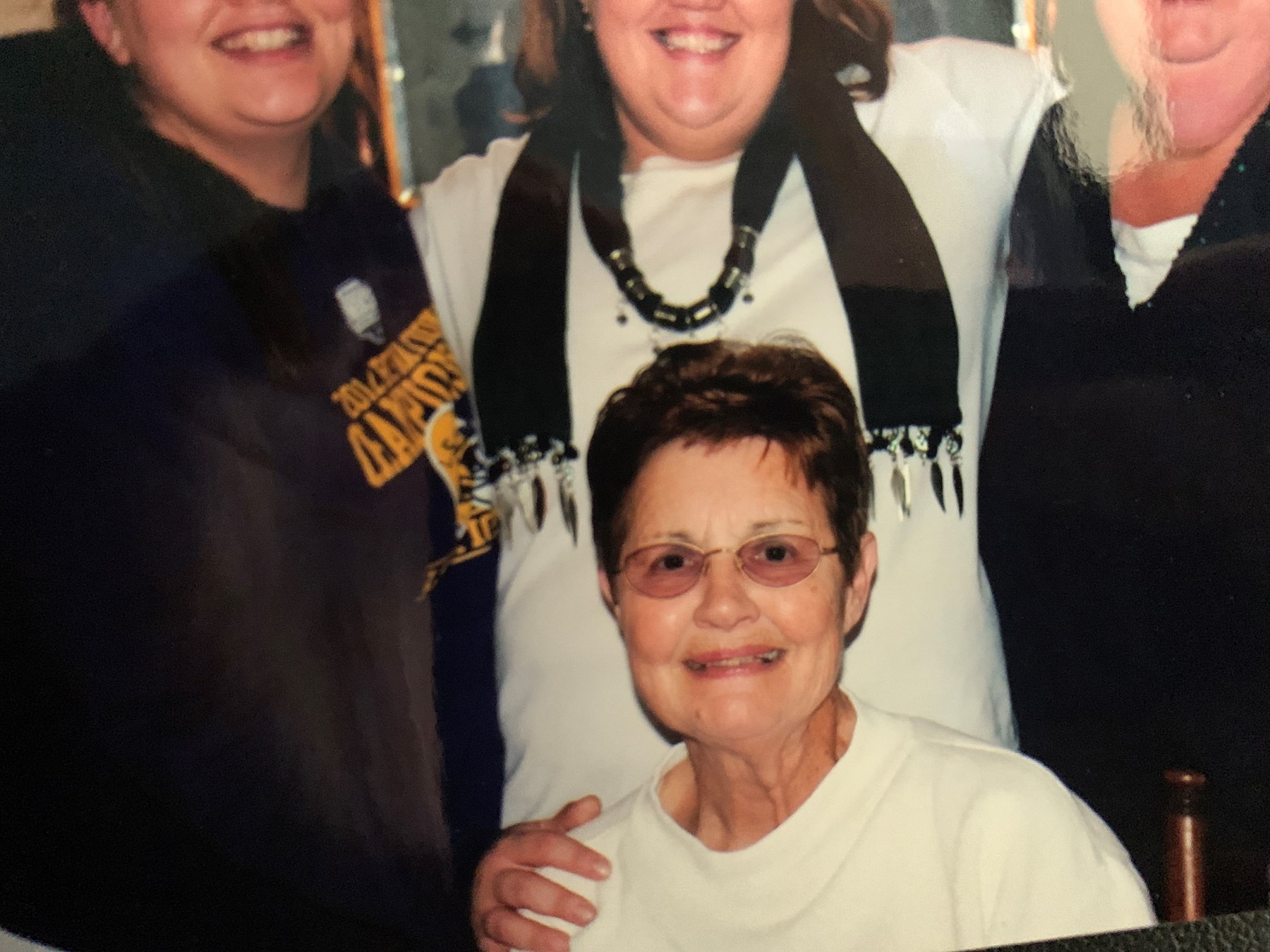 Obituario de Betsy Bell