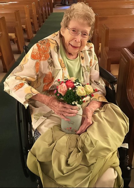 Obituary of Peggy J Mayhew
